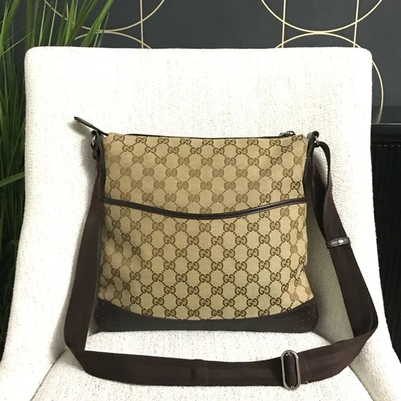 Authentic GUCCI unisex crossbody bag brown monogram canvas - Picture 2 of 15